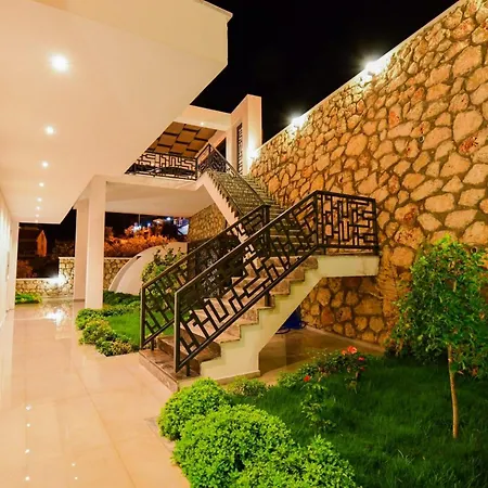 4 Bdr Ultra Luxury With Cinema Victoria *