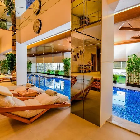 4 Bdr Ultra Luxury With Cinema Victoria *