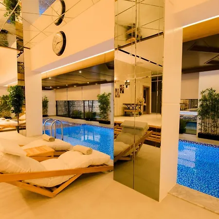 Villa 4 Bdr Ultra Luxury With Cinema Victoria *